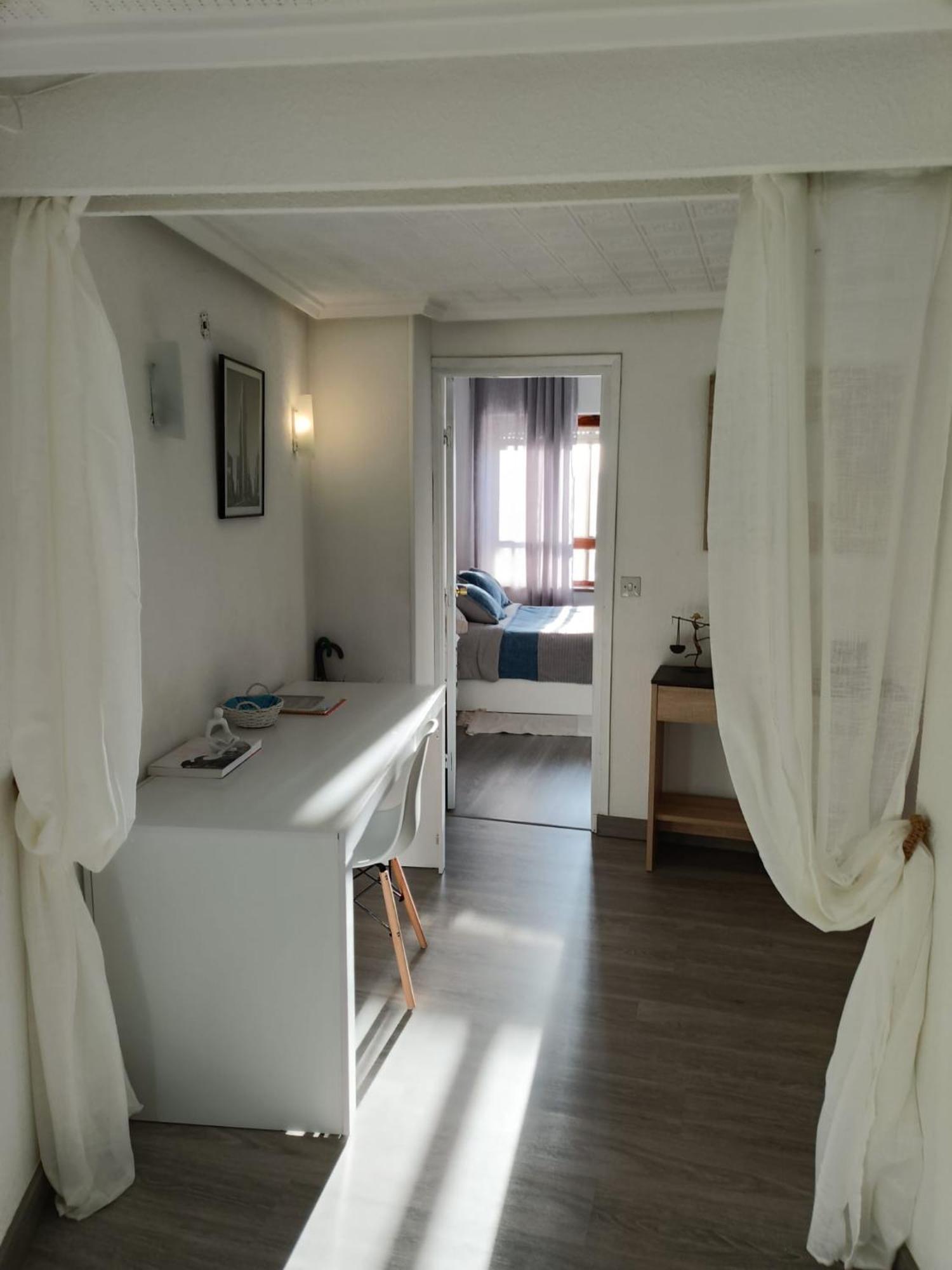 Apartamento Shenzhen En Astorga Camino De Santiago Cochera Bicis Экстерьер фото
